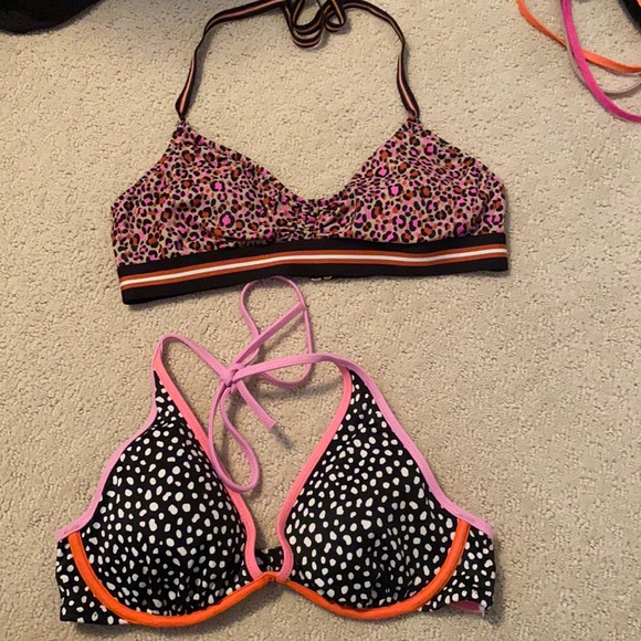 Size small for both from Victoria secret - Picture 1 of 2